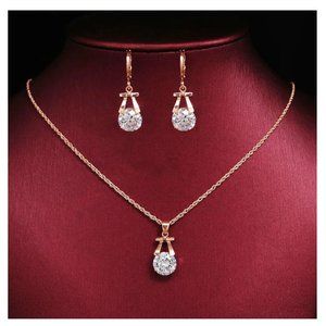 Hoop Earrings Necklace Set ( Brand New)